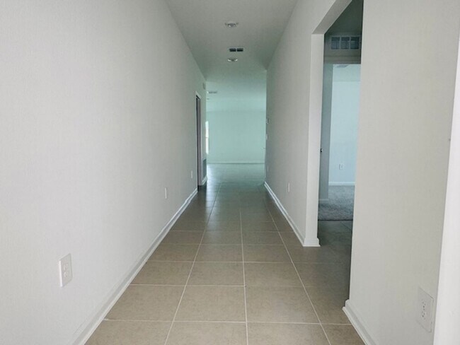 Building Photo - Brand New Home For Rent in Crosswinds Haines City with 4 Bedrooms