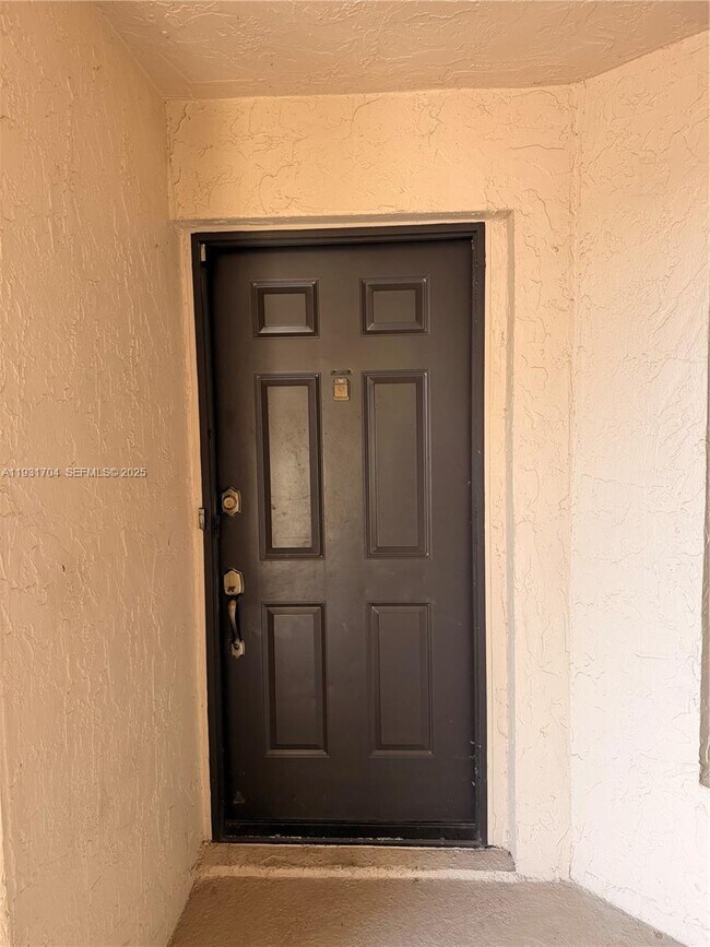 Building Photo - 7460 La Paz Blvd