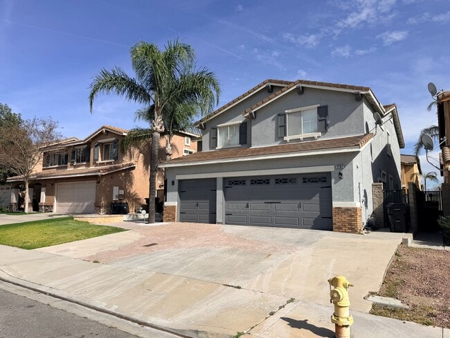 Building Photo - Amazing 5 bedroom home for rent in North Fontana