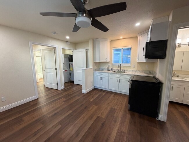 Building Photo - Cozy 2 bedroom Dual Master! Ready for move in! Rent today !