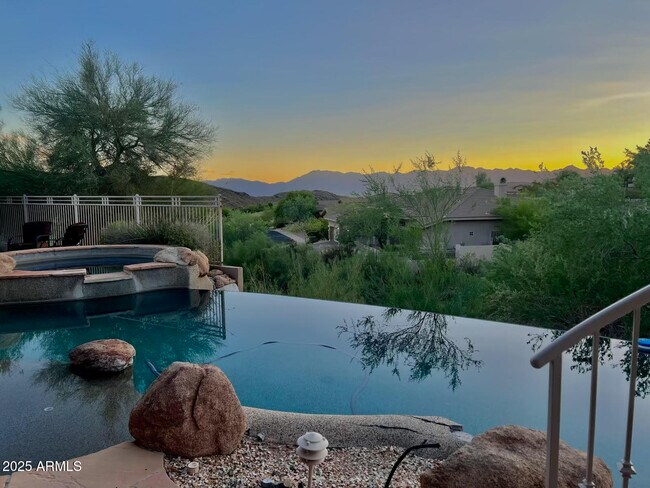 Building Photo - 14216 S 5th St