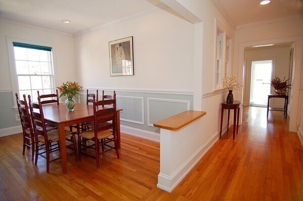 Building Photo - 41 Linnaean St