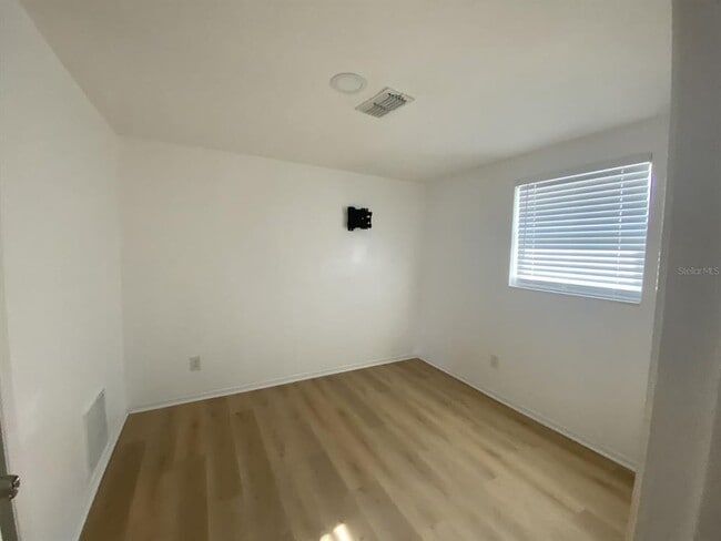 Building Photo - 1601 Faust Dr