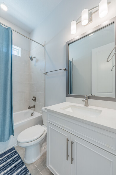 Building Photo - 2400 Ezzell Ct