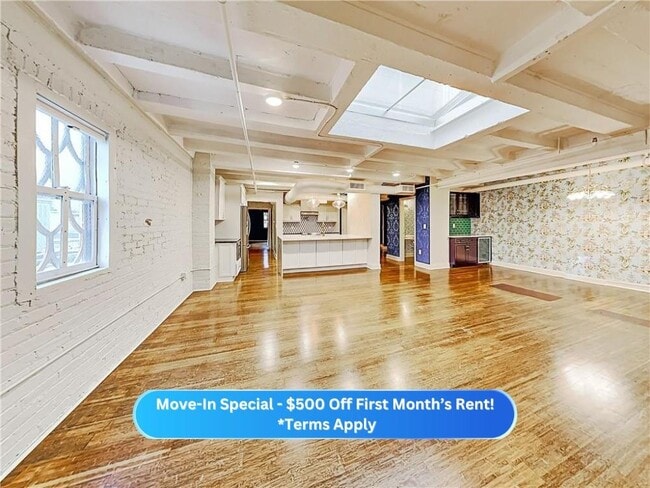 Primary Photo - 32 Peachtree St NW