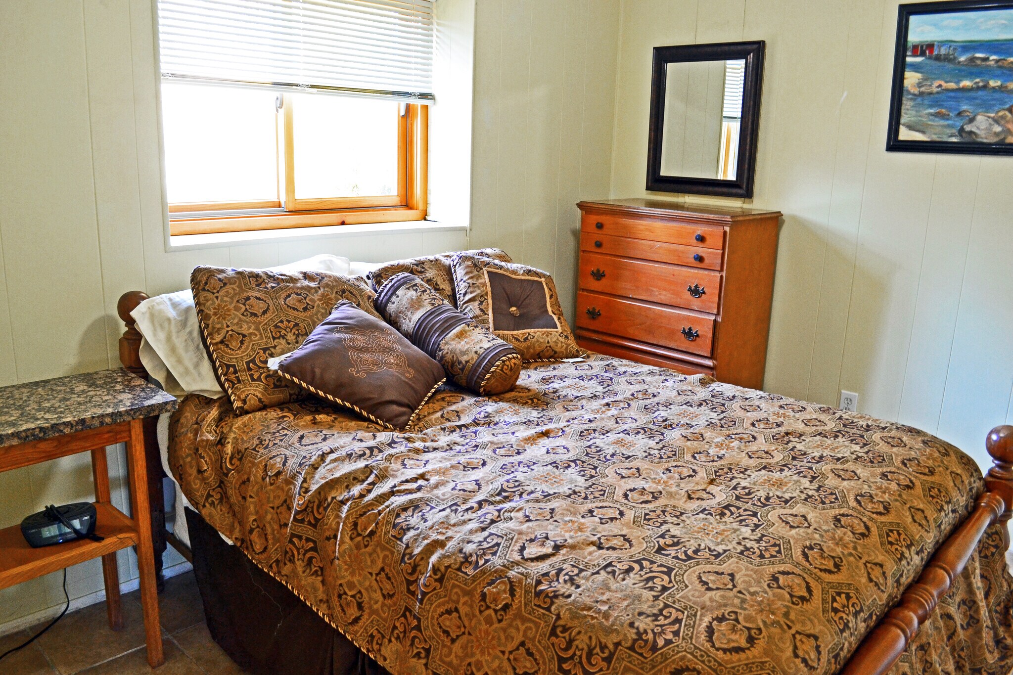 Building Photo - 3 Dubois Dr