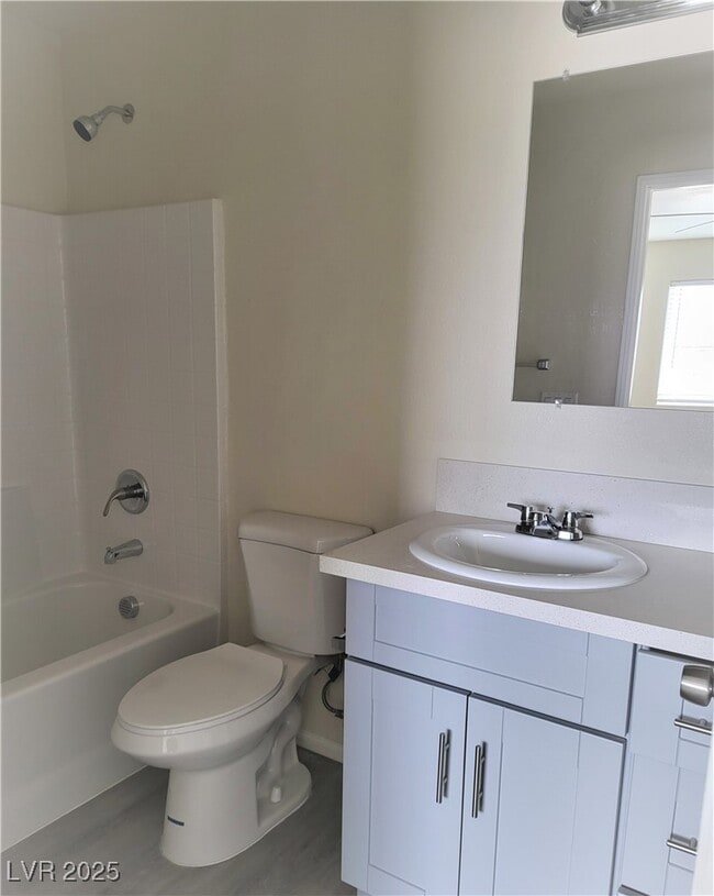 Building Photo - 1901 Bighorn St