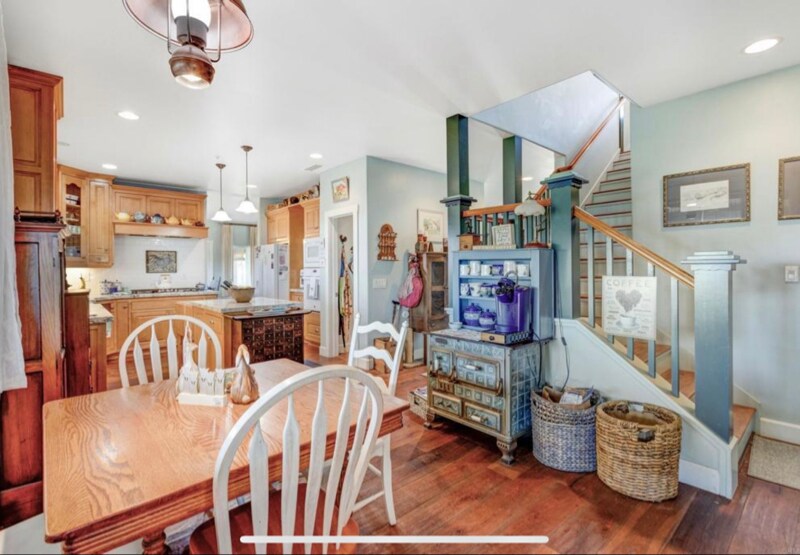 Building Photo - 2088 Mother Grundy Truck Trail