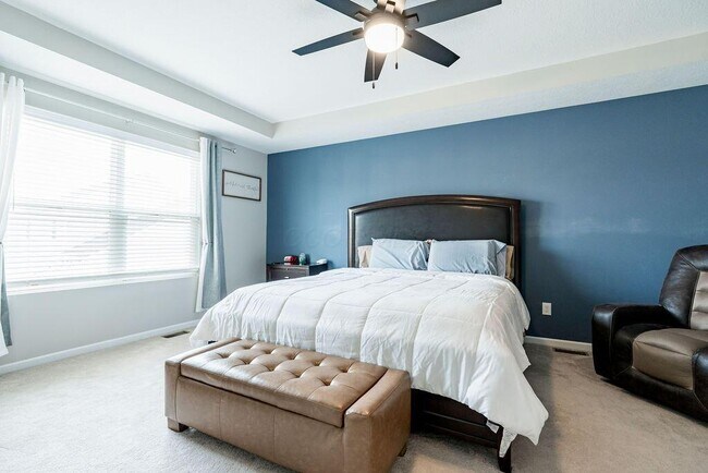 Building Photo - 123 Schellinger St