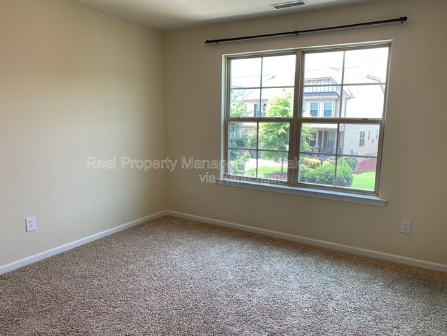 Building Photo - 308 Bay Willow Ct