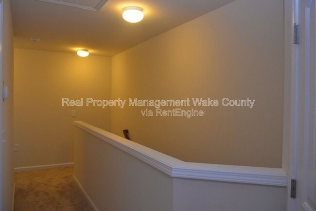 Building Photo - 205 Olivet Loop