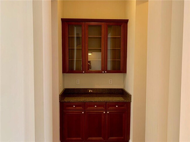 Building Photo - 1303 Creekside Pl SE