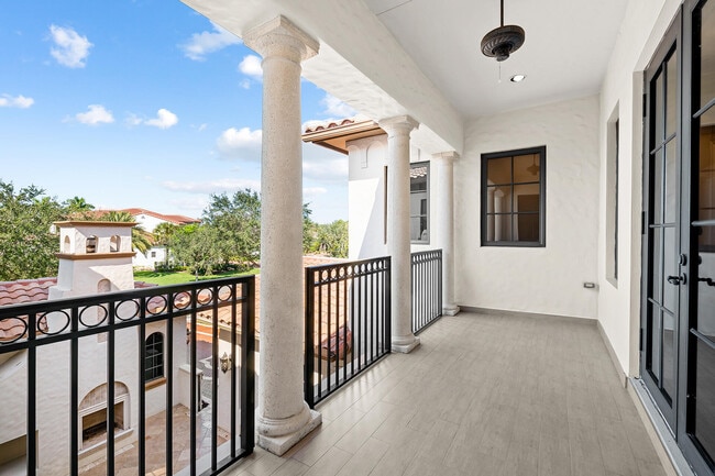 Building Photo - 7040 Long Leaf Dr