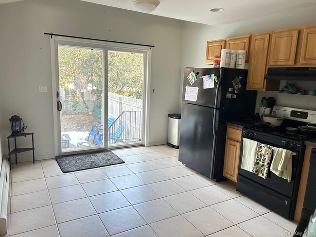 Building Photo - 23 Dalex Ct