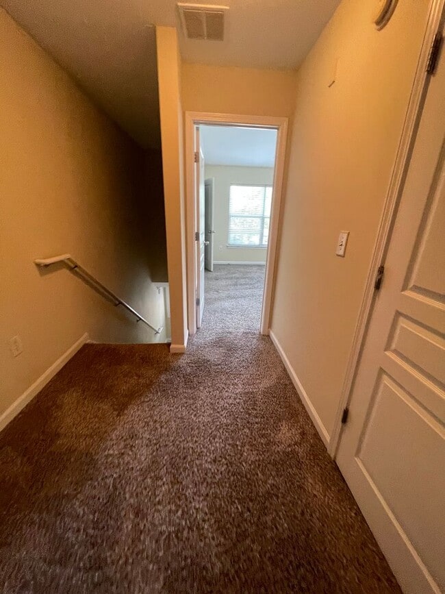 Building Photo - 07-212 Warrior