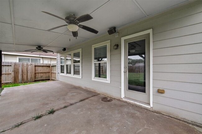 Building Photo - 18302 Walden Gate Ln