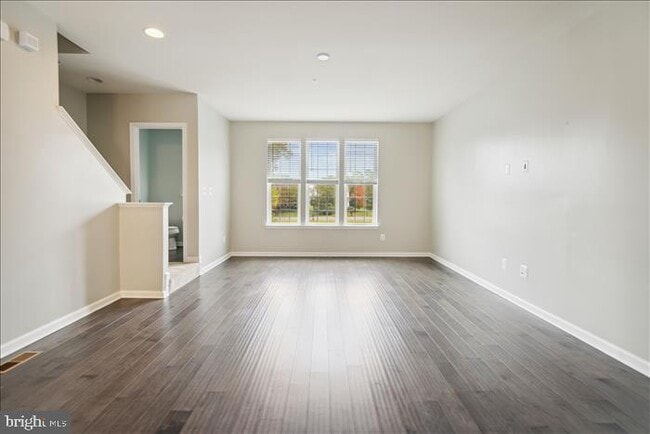 Building Photo - 23123 Azalea Ln