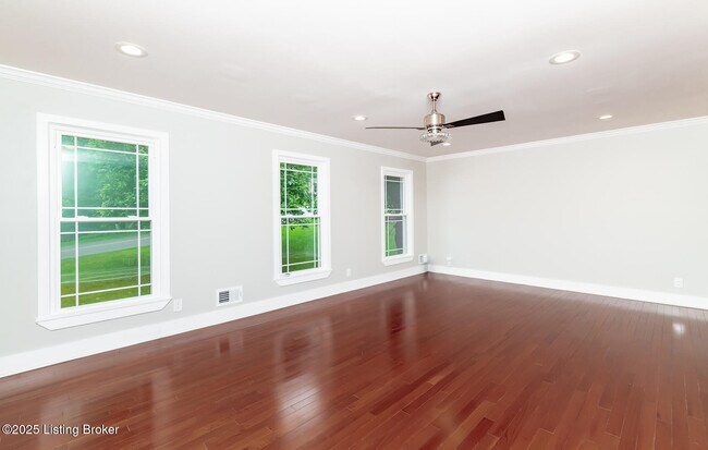 Building Photo - 7110 Fox Harbor Rd