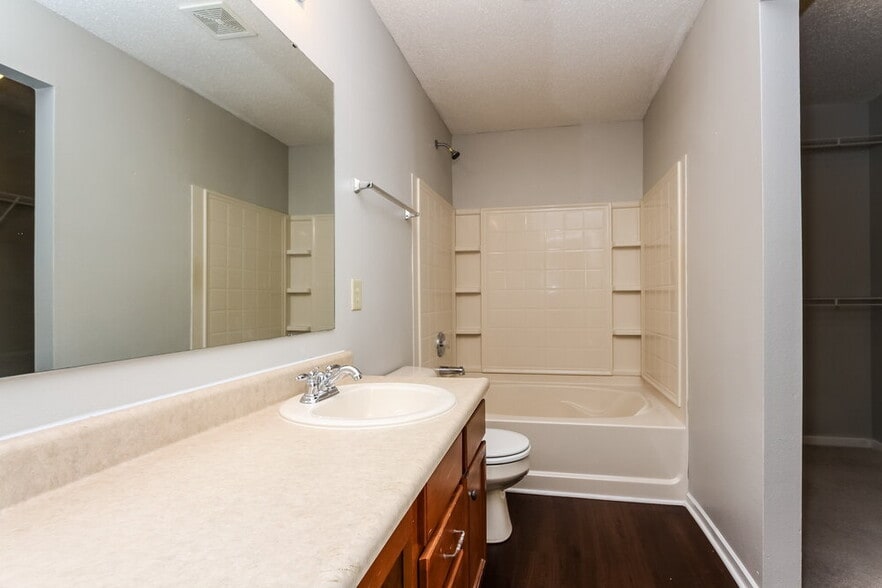 Building Photo - 7926 Hydrangea Ct