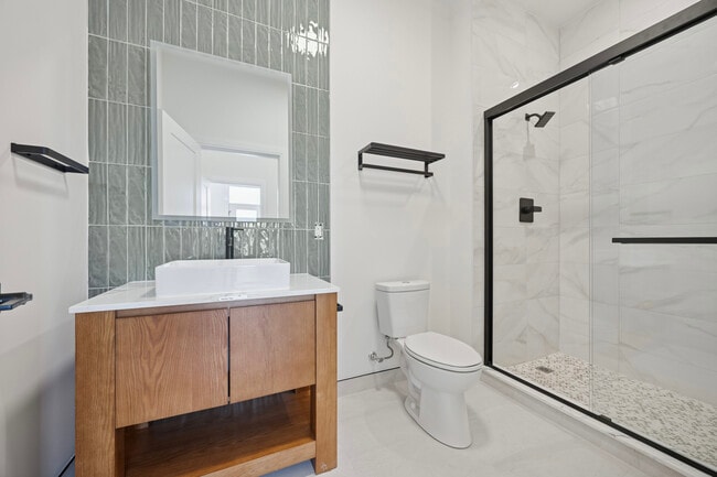 Floorplan - 2560 Jasper St,