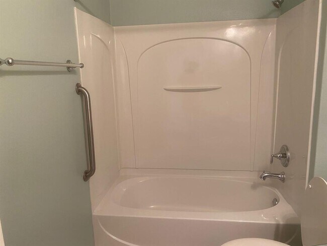 Building Photo - 721 Independence Creek Ln