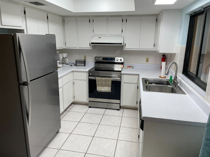 Building Photo - 10022-10028 8th St N