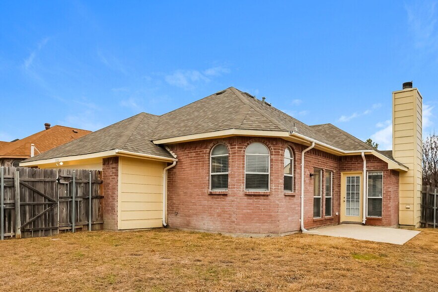 Building Photo - 1322 Riverview Ln