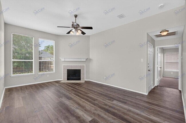 Building Photo - 7297 Chinquapin Dr