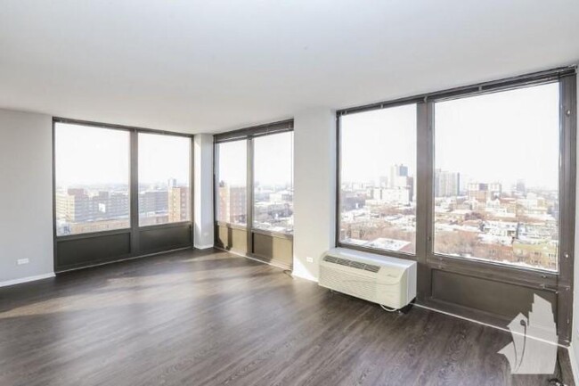 Building Photo - 1 bedroom in Chicago IL 60613