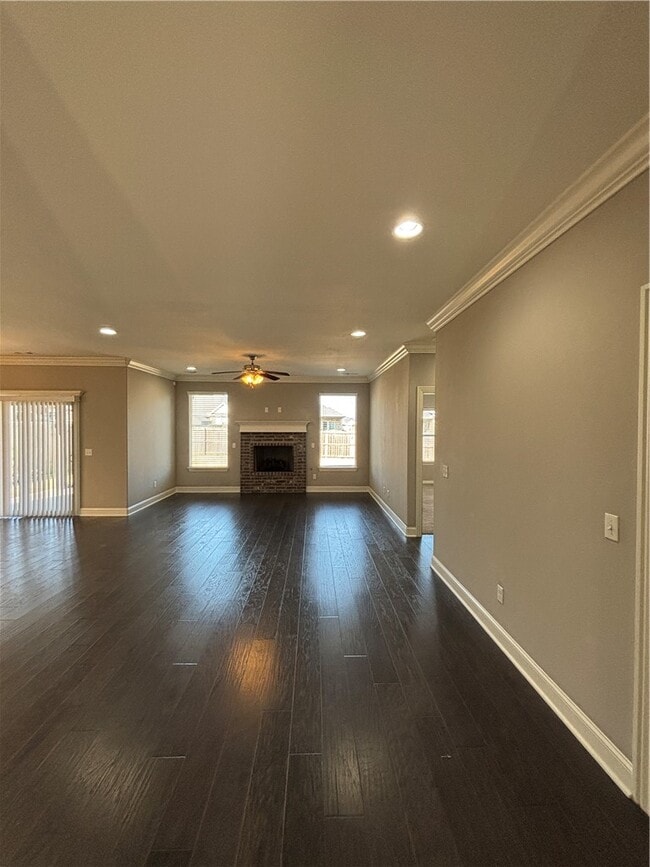 Building Photo - 4400 SW Eggersway Pl