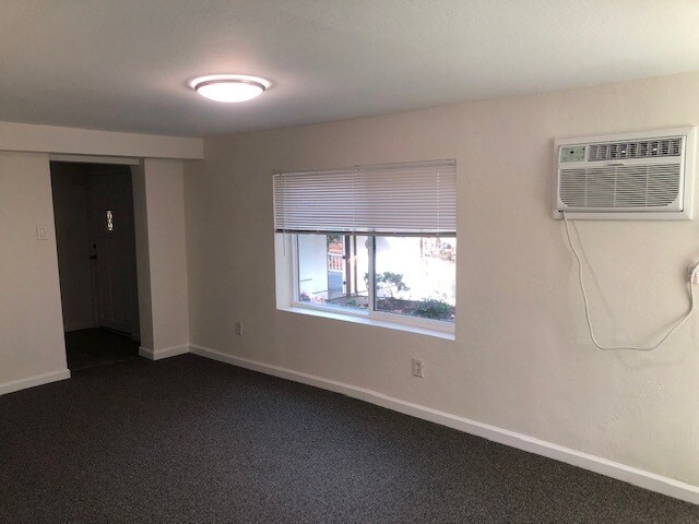 Building Photo - 1067 Ridge Park Dr