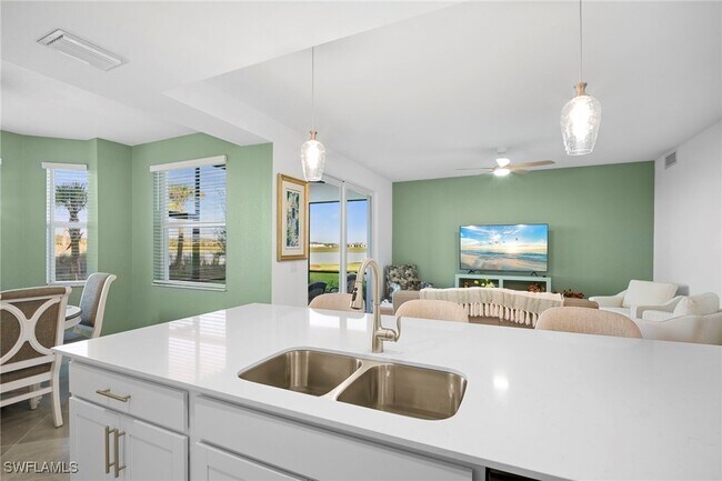 Building Photo - 15345 Grn Acrs Ave