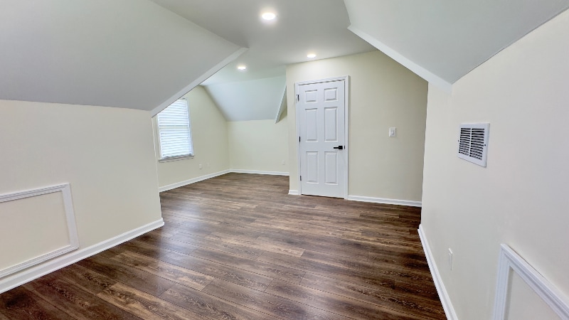 Building Photo - 22 Edgewood Dr