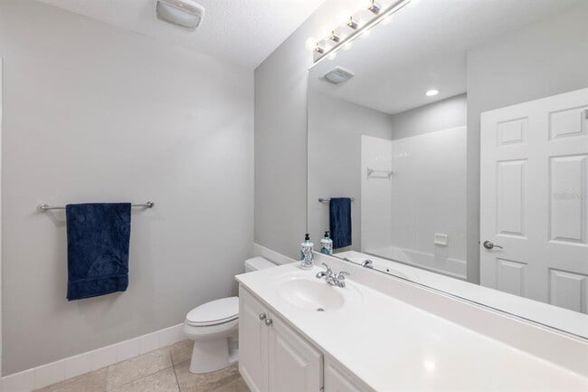 Building Photo - 1633 Napoli Dr W