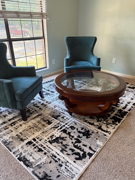 Building Photo - 408 Halia Crest