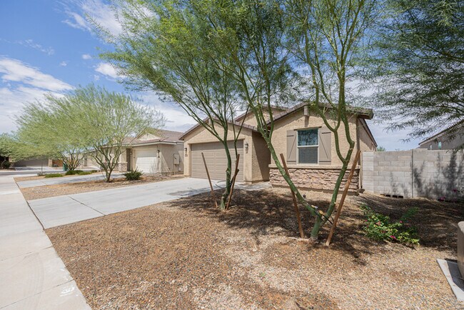 Building Photo - 12448 W Gardenia Ct