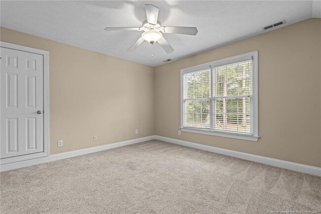 Building Photo - 85 Shining Water Ln