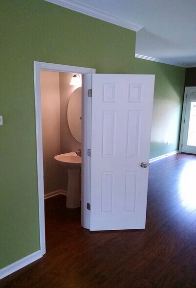 Building Photo - 1109 Bungalow Park Dr