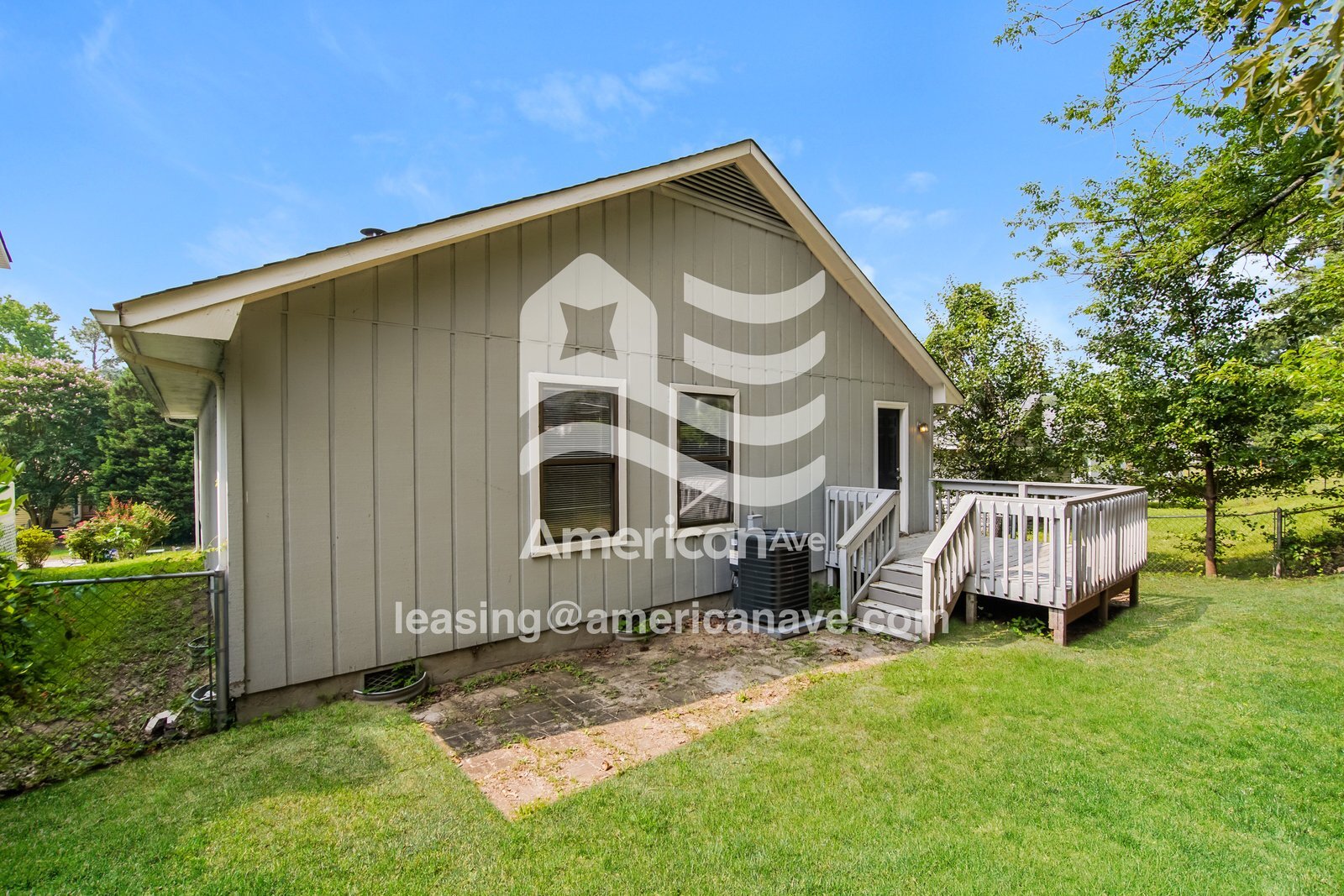 Building Photo - 5944 Laguna Dr