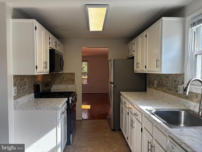 Building Photo - 14428 Black Horse Ct