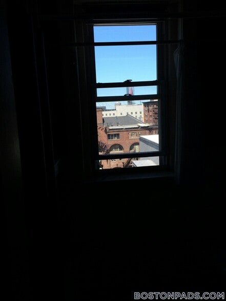 Building Photo - 1167 Boylston St