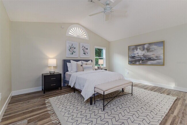 Building Photo - 956 Harbor Town Dr