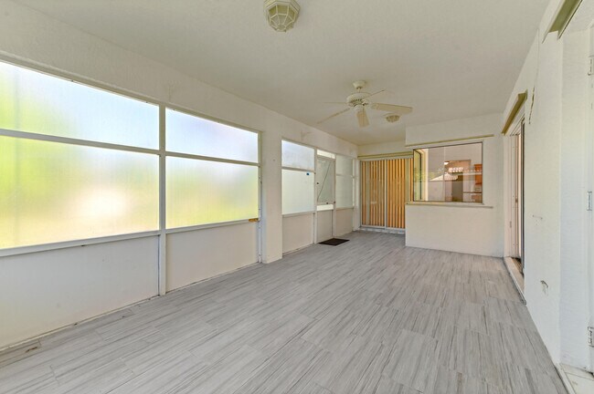 Building Photo - 681 SW Saragossa Ave