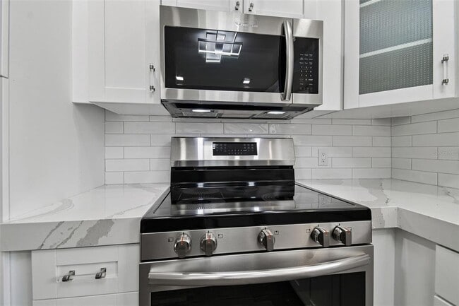 Building Photo - 4036 Cortez Dr