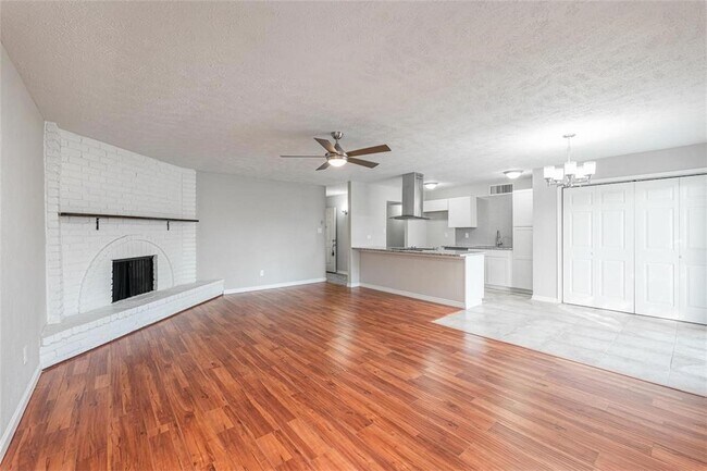 Building Photo - 330 Tara Plantation Dr