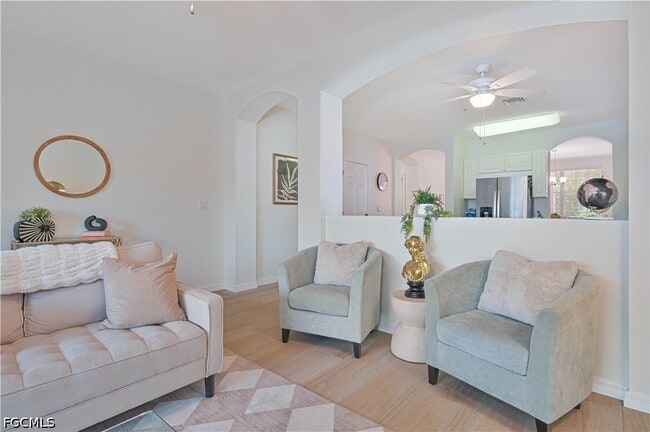 Building Photo - 9601 Spanish Moss Way