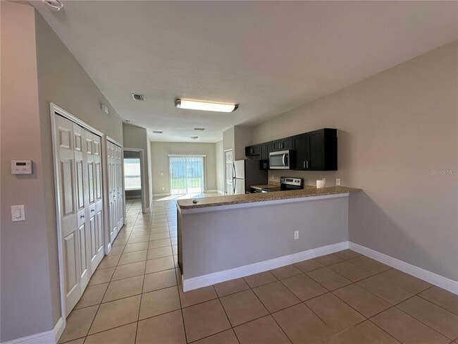 Building Photo - 1022 Embrun Ct