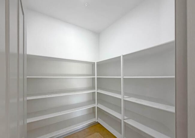 Building Photo - 7085 W Andrew Ln