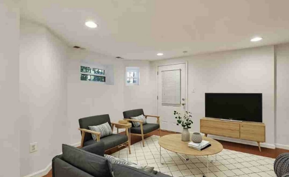 Living Room - 1038 Lamont St NW