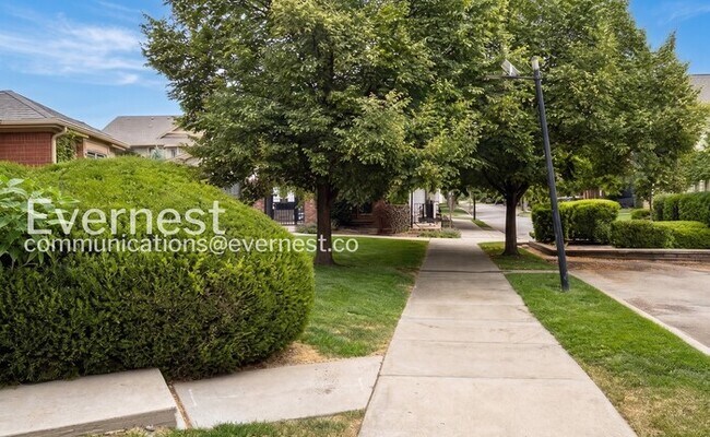 Building Photo - 3 Bed & 2 Bath Condo in Fort Collins / Coming Soon!